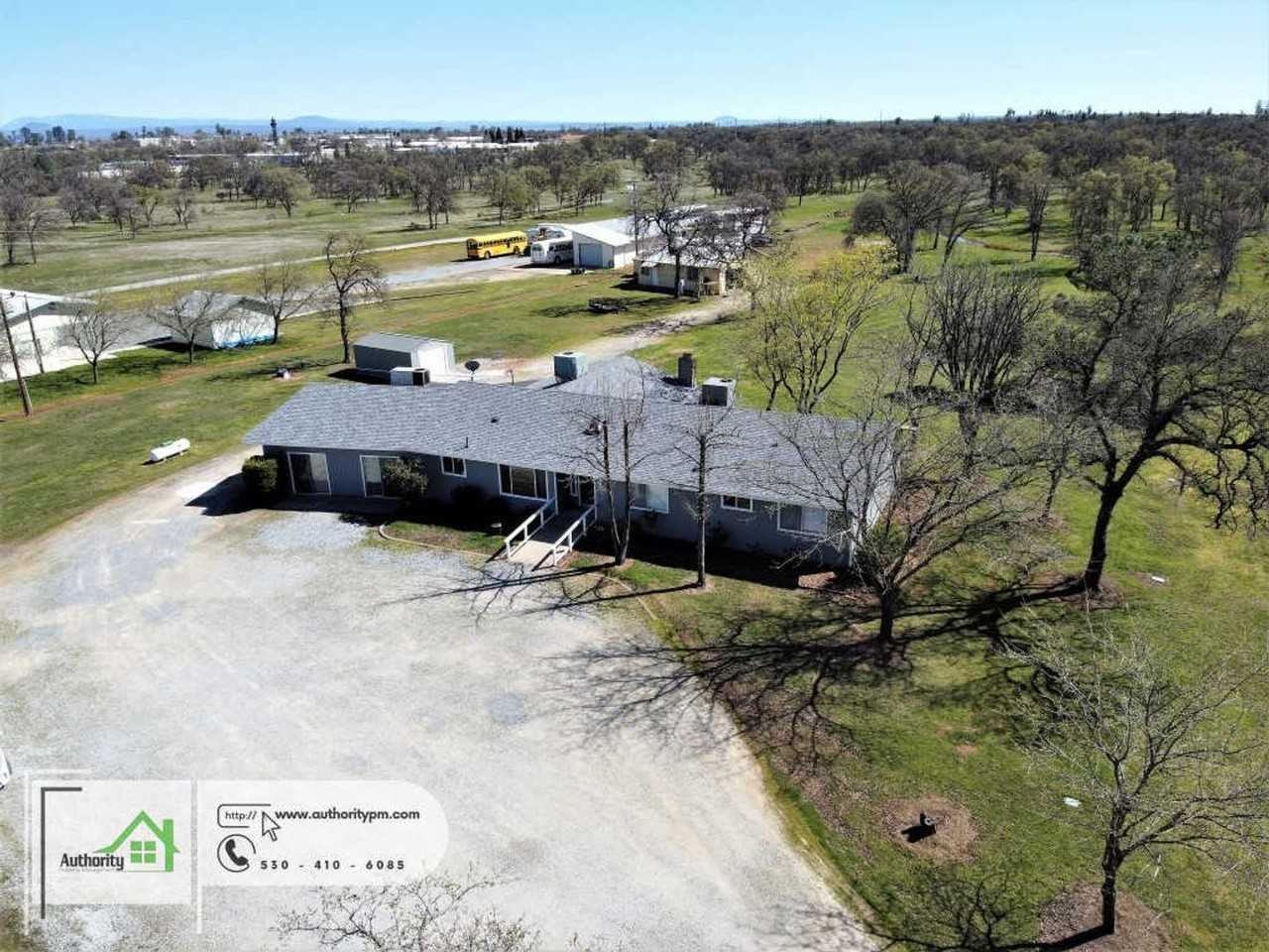 3253 Tarmac Rd - Photo 2 of 49