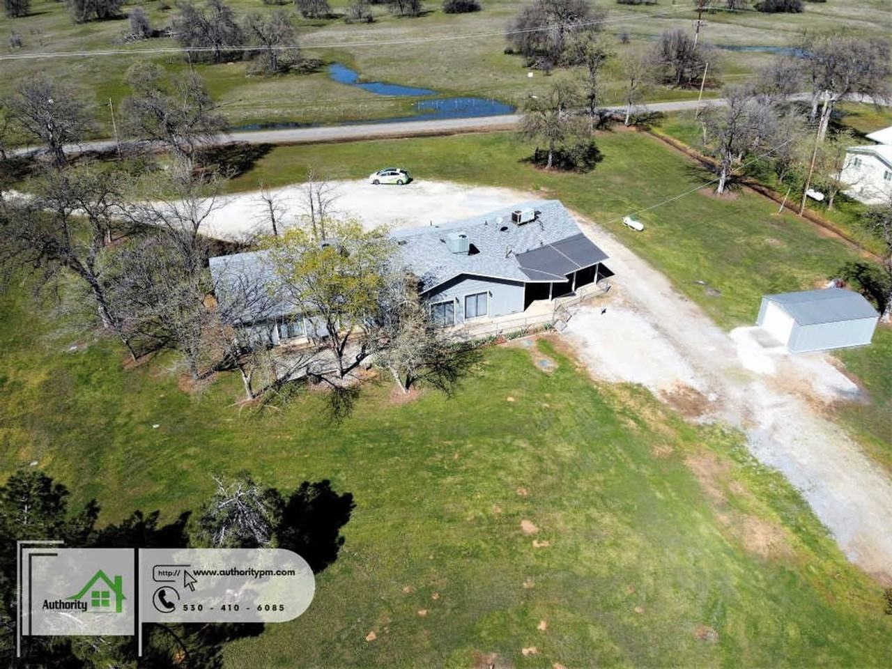 3253 Tarmac Rd - Photo 5 of 49