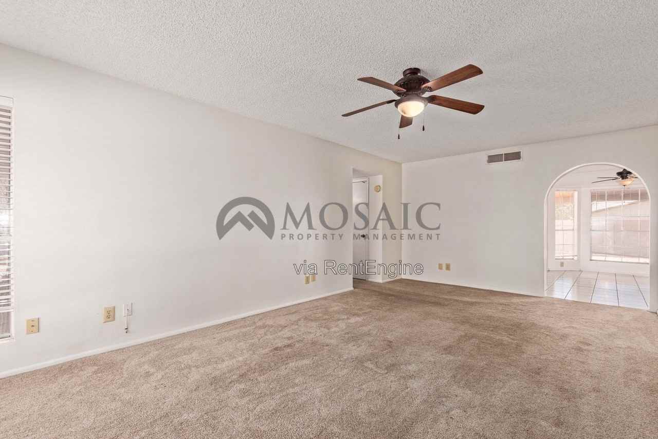 3841 W Bluefield Ave - Photo 3 of 28