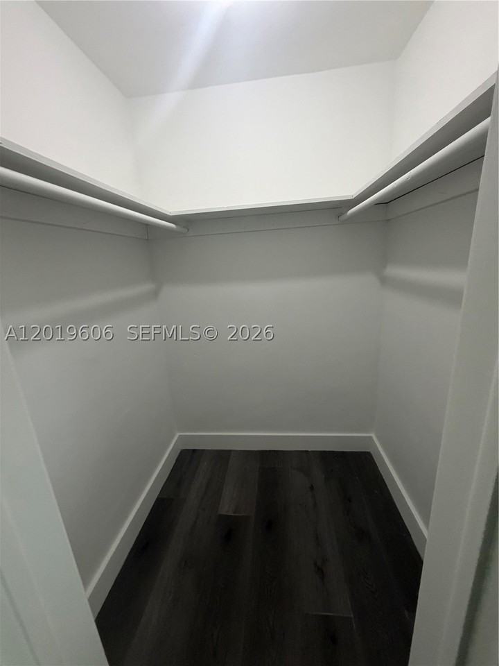 117 Se 2nd Ave #1 - Photo 2 of 15