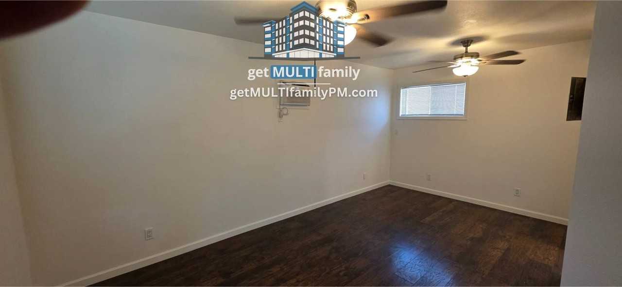 3926 E Earll Dr #3 - Photo 6 of 14