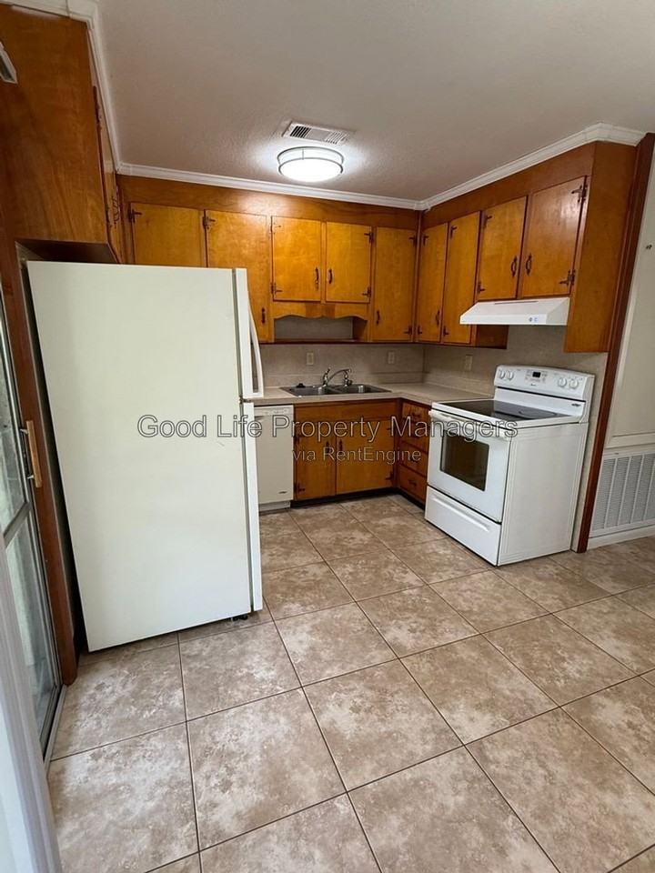 3751 E Olive Rd #3 - Photo 6 of 14