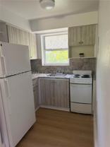 1465 W 28th St #4 - Photo 1 of 1