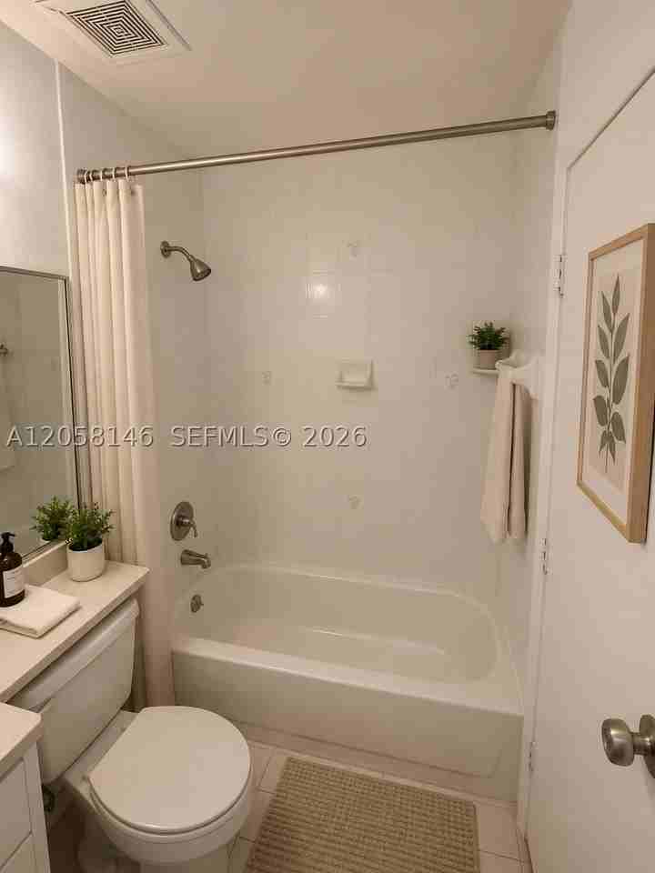 1650 Nw 25th Ave #213 - Photo 5 of 19