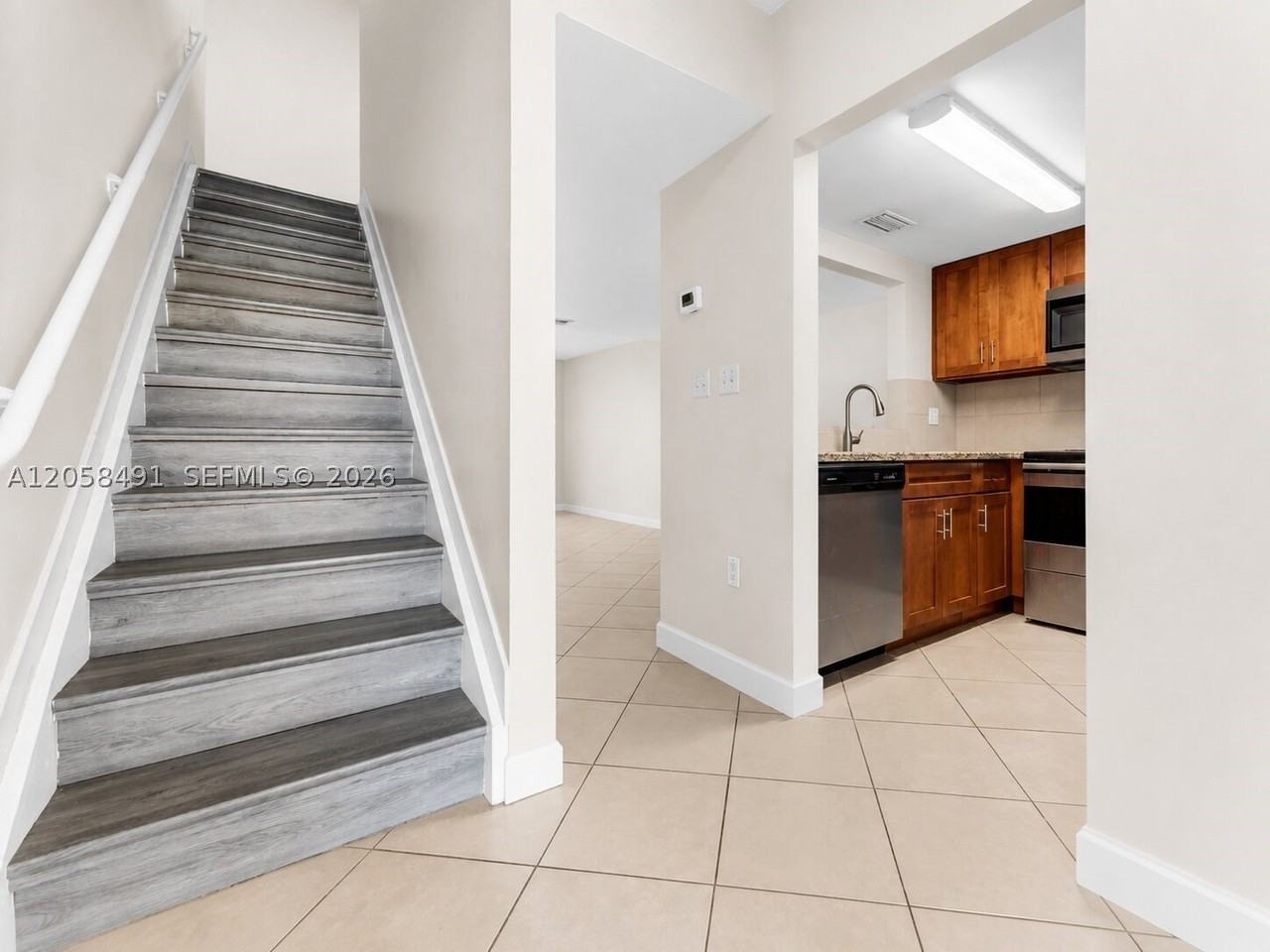 3821 Nw 90th Ave #3821 - Photo 5 of 28