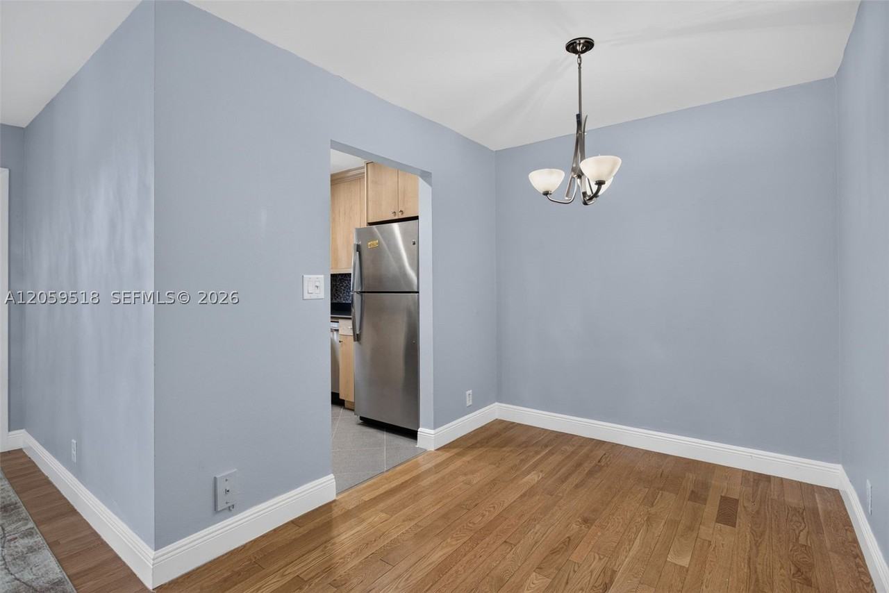 2870 Ne 14th Street Cswy #203C - Photo 7 of 39