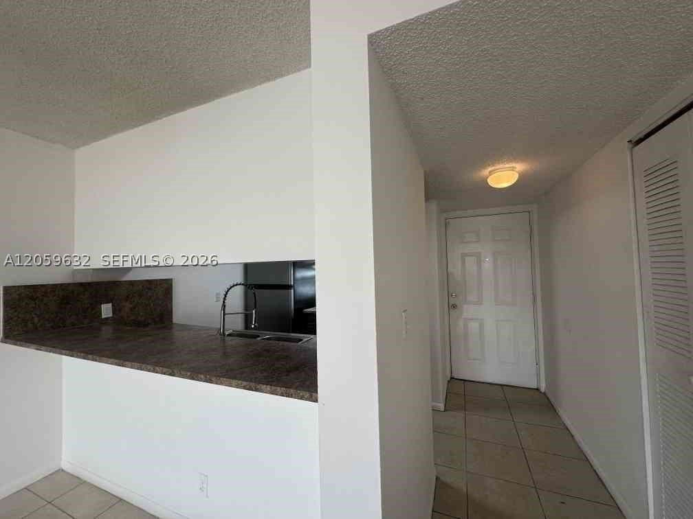 8620 N Sherman Cir #503 - Photo 5 of 9