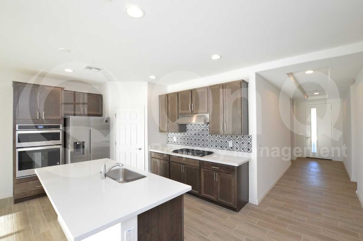 21914 S 226th Pl - Photo 3 of 38