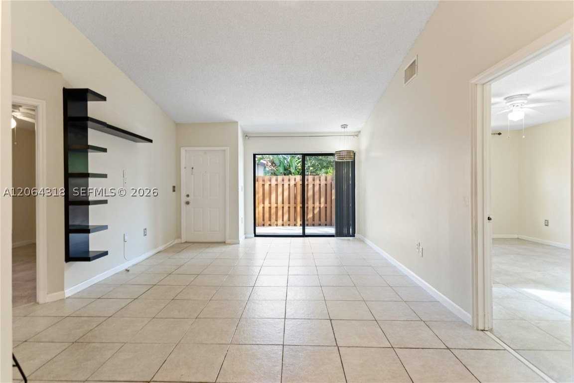 2734 N Nob Hill Rd - Photo 2 of 49