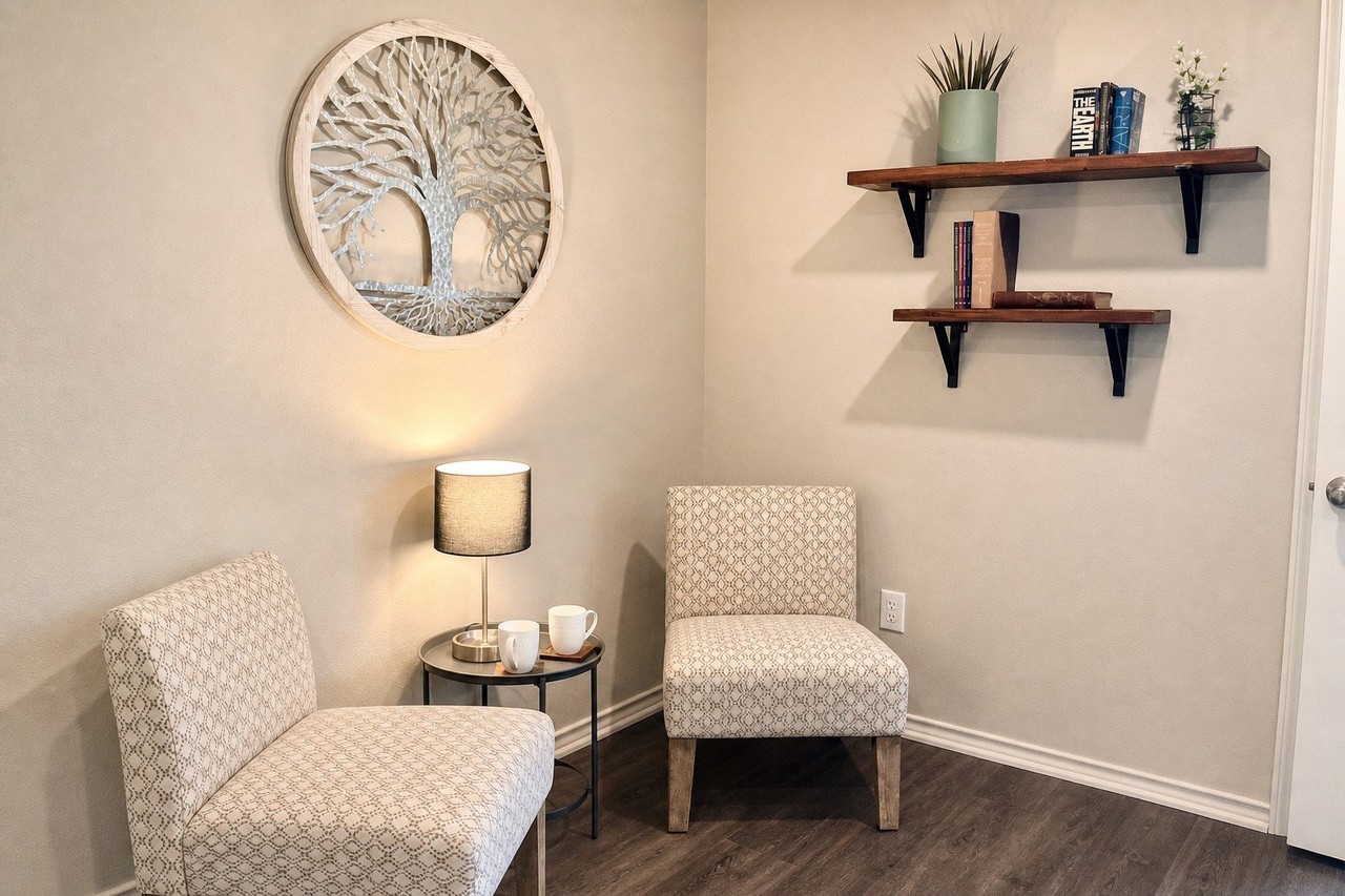 1705 Clovis Dr #A - Photo 5 of 30