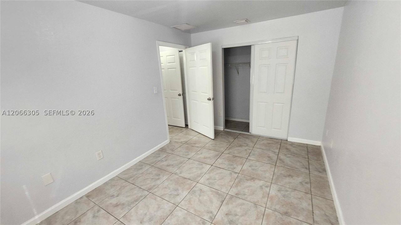 14084 Ne 2nd Ave #14084 - Photo 5 of 14