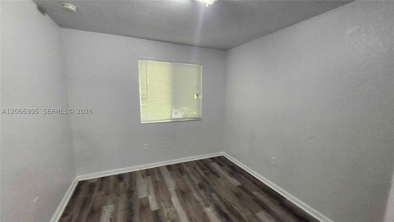 14084 Ne 2nd Ave #14084 - Photo 6 of 14