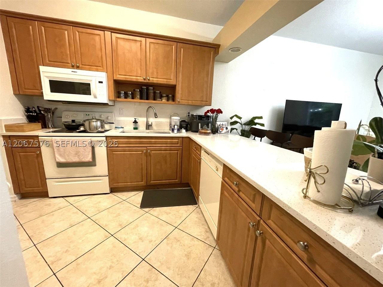 12738 Sw 49th Ct #12738 - Photo 7 of 18