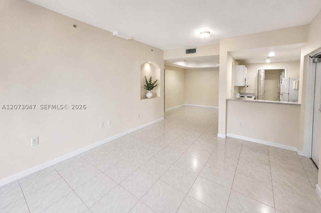 6630 Nw 114th Ave #1503 - Photo 6 of 41