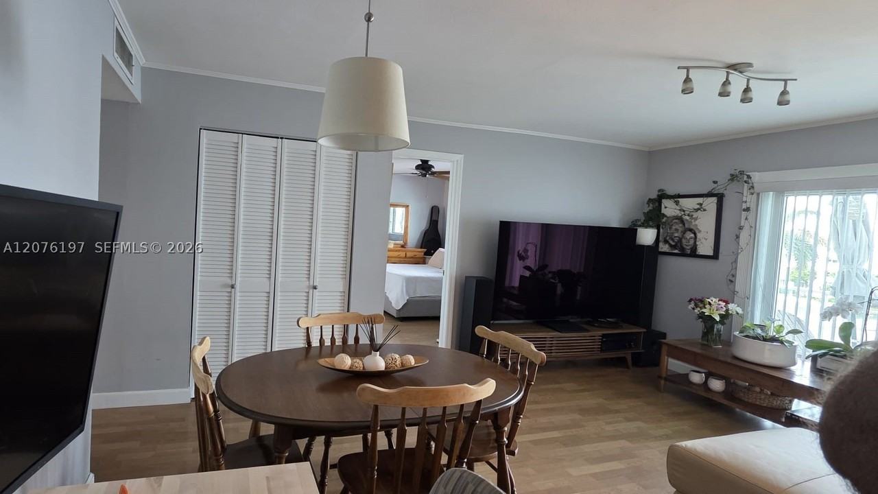 7125 Bonita Dr #402 - Photo 6 of 15