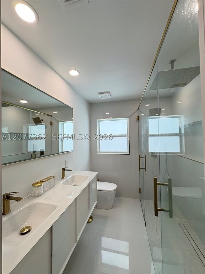 937 Sw 18th Ct - Photo 6 of 18