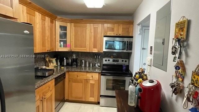 100 Lakeview Dr #103 - Photo 6 of 20
