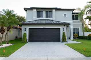 2818 Sw 177th Ave - Photo 1 of 1
