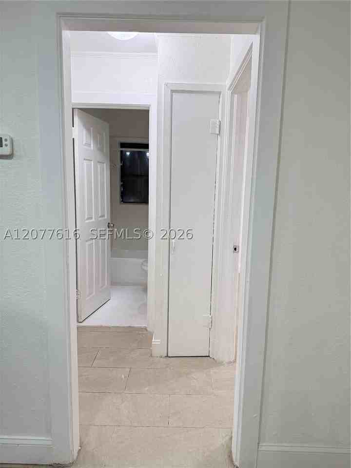 183 Silver Beach Rd - Photo 4 of 11