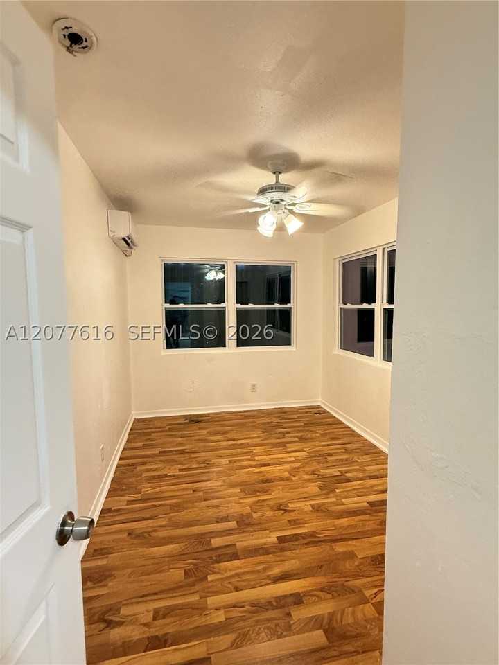 183 Silver Beach Rd - Photo 6 of 11