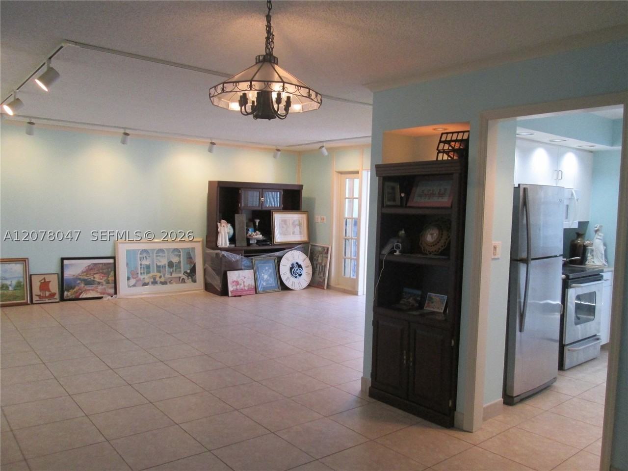 3100 Ne 49th St #1106 - Photo 4 of 37