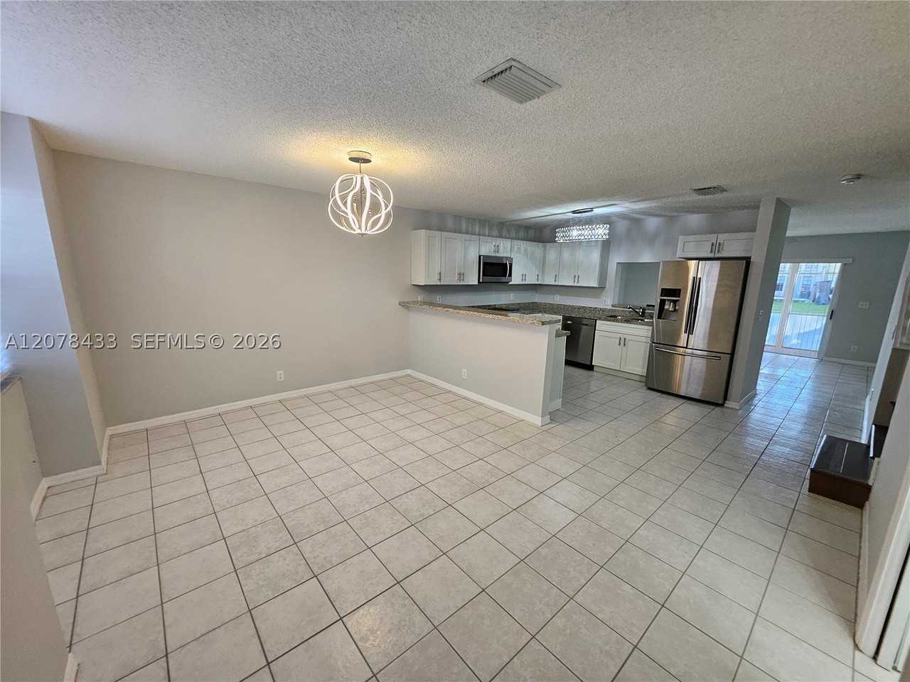 9505 Nw 42nd St #9505 - Photo 6 of 30