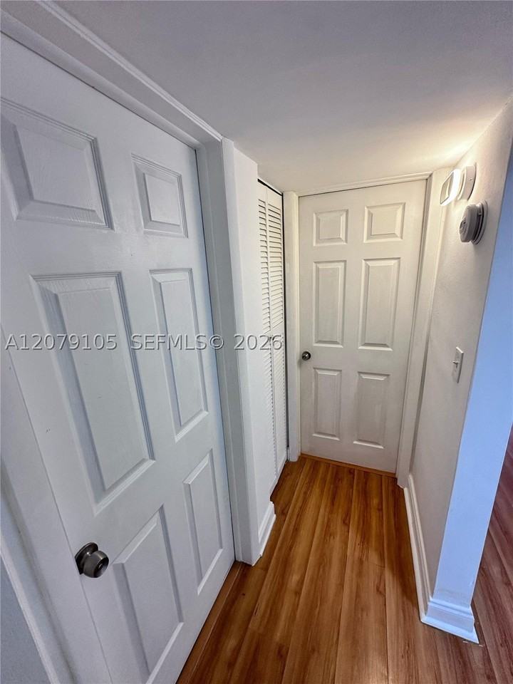 2498 Sw 17th Ave #4308 - Photo 5 of 30