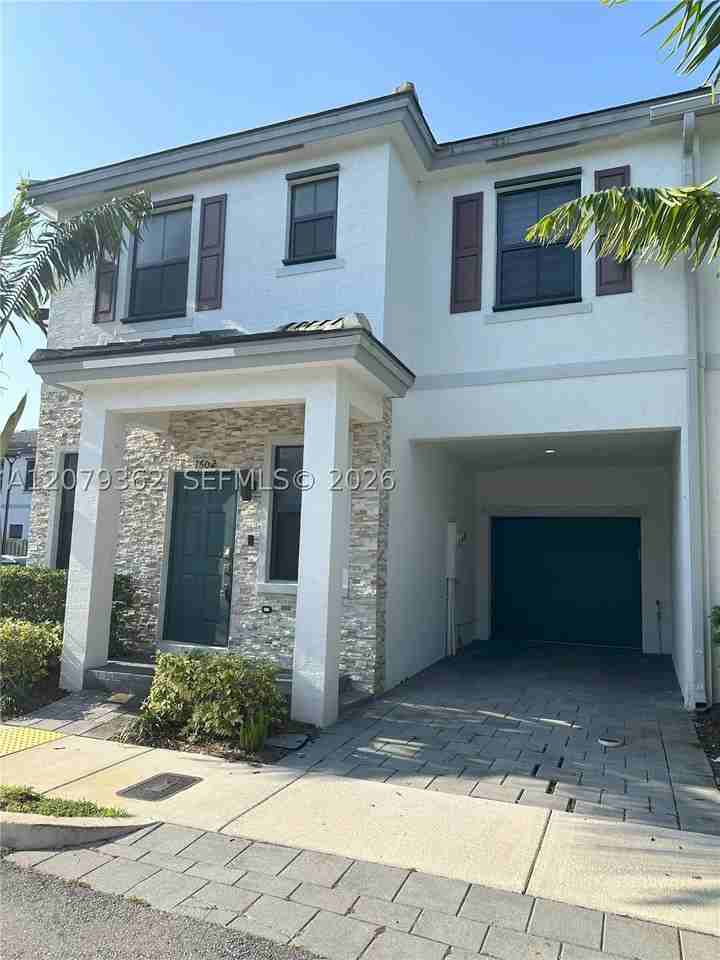 1602 Sw 28th Ct - Photo 2 of 30