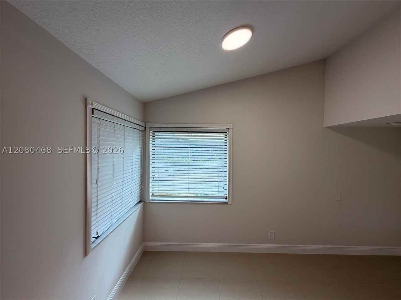 10379 186th Ct S - Photo 6 of 31