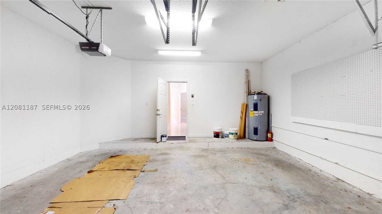 12281 Sw 121st Ter #12281 - Photo 6 of 27