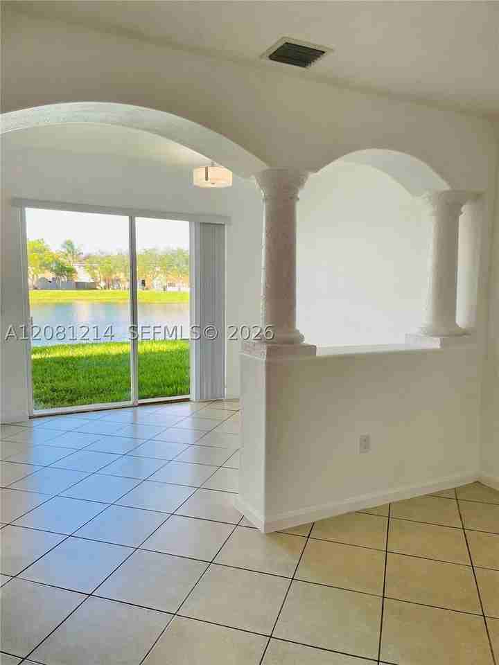2847 Se 15th Rd #80 - Photo 3 of 21