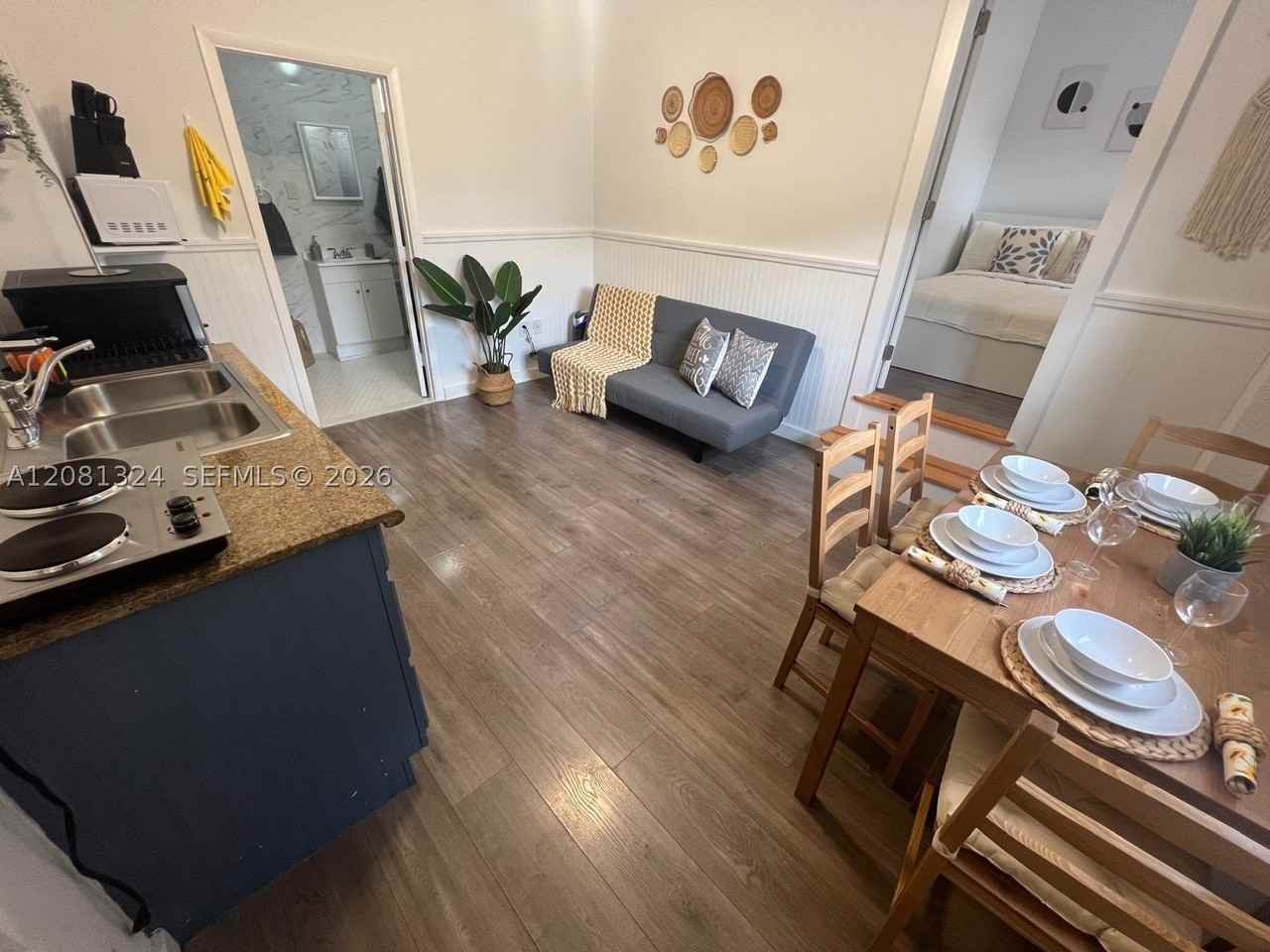 2224 Sw 11th St #2 - Photo 6 of 17
