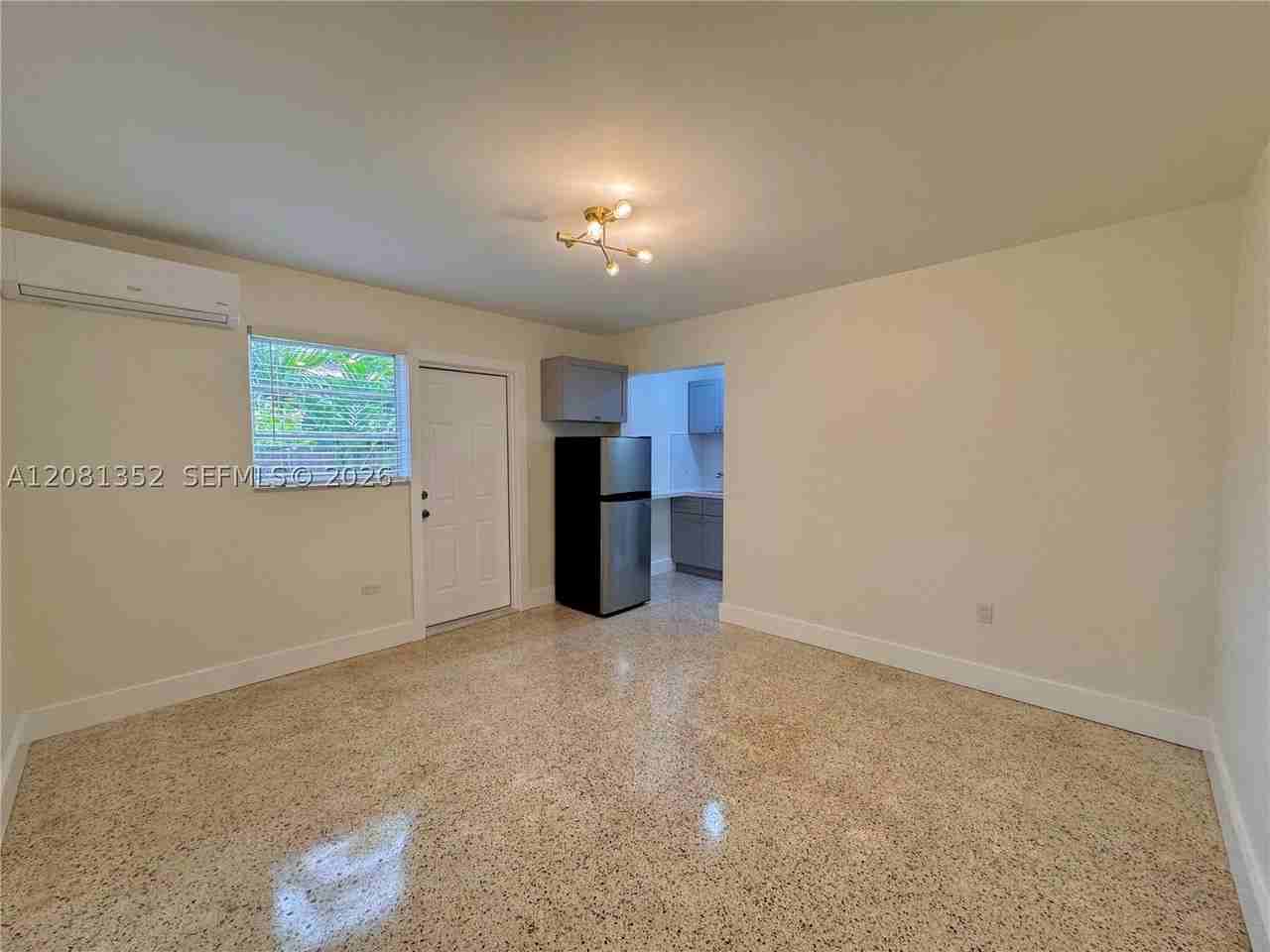 7137 Sw 22nd St #BACK - Photo 2 of 9