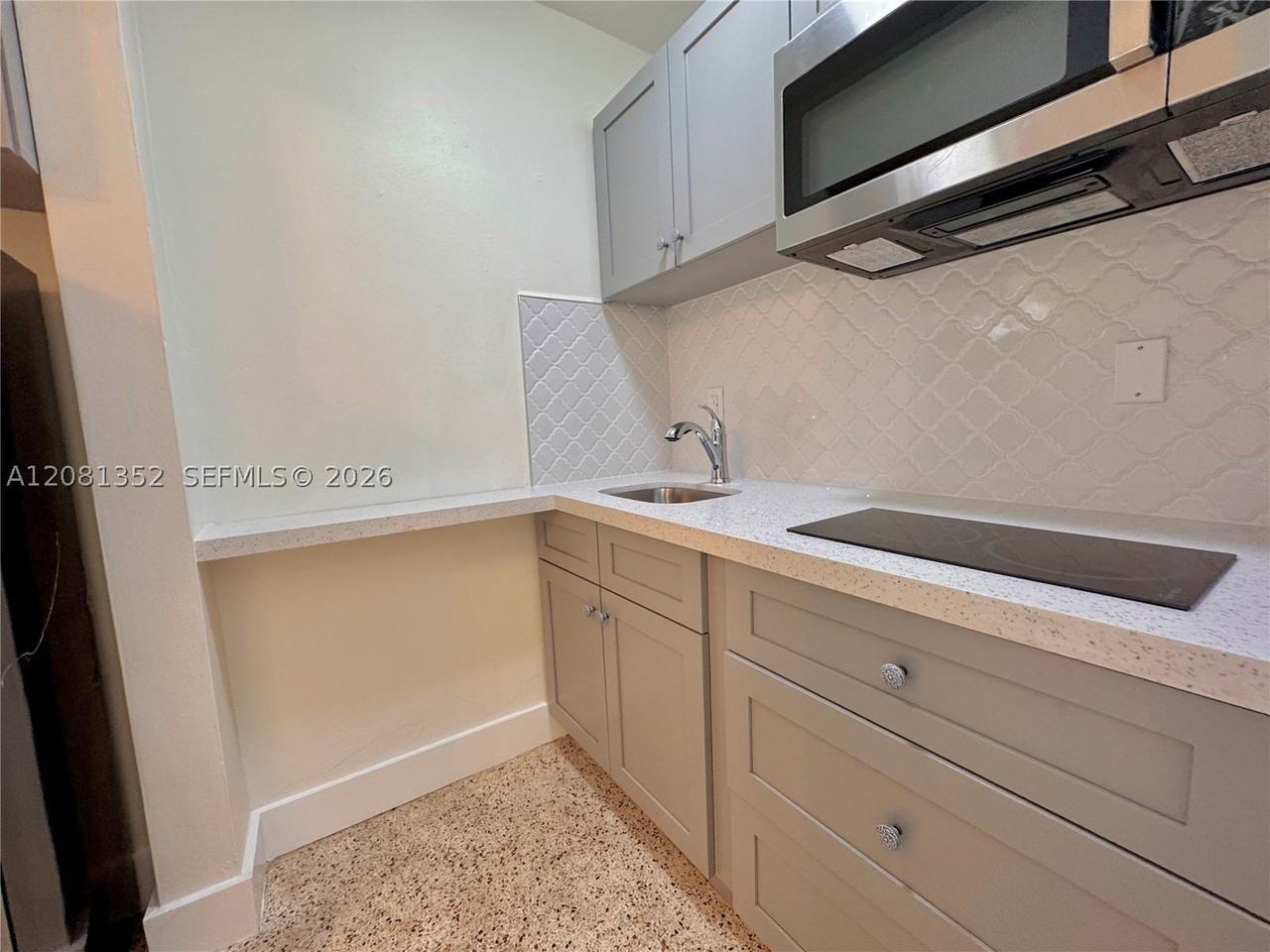 7137 Sw 22nd St #BACK - Photo 5 of 9