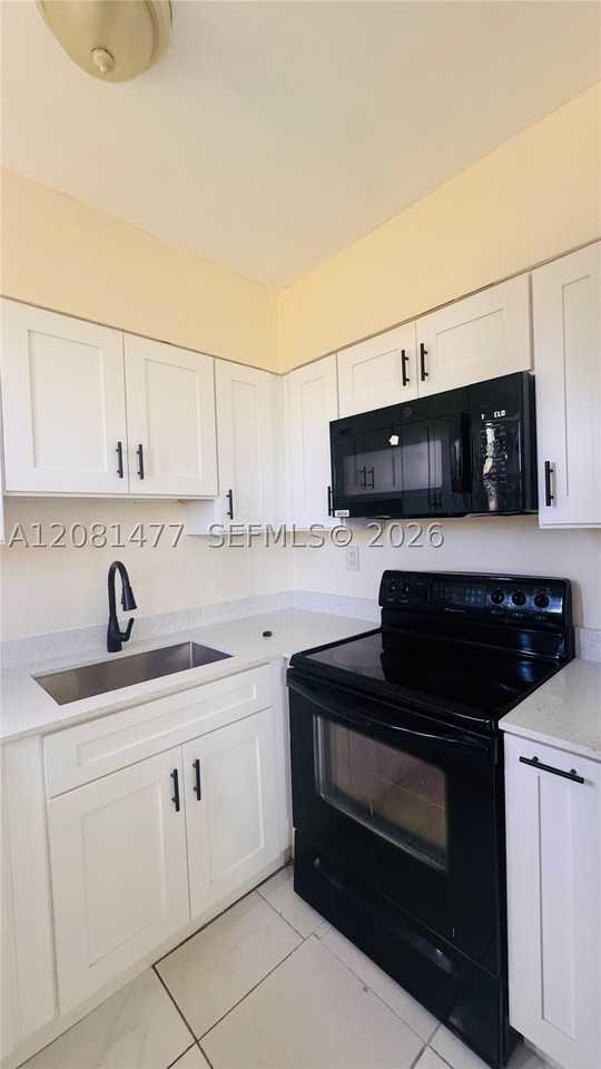 22295 Sw 109th Ct #0 - Photo 2 of 4