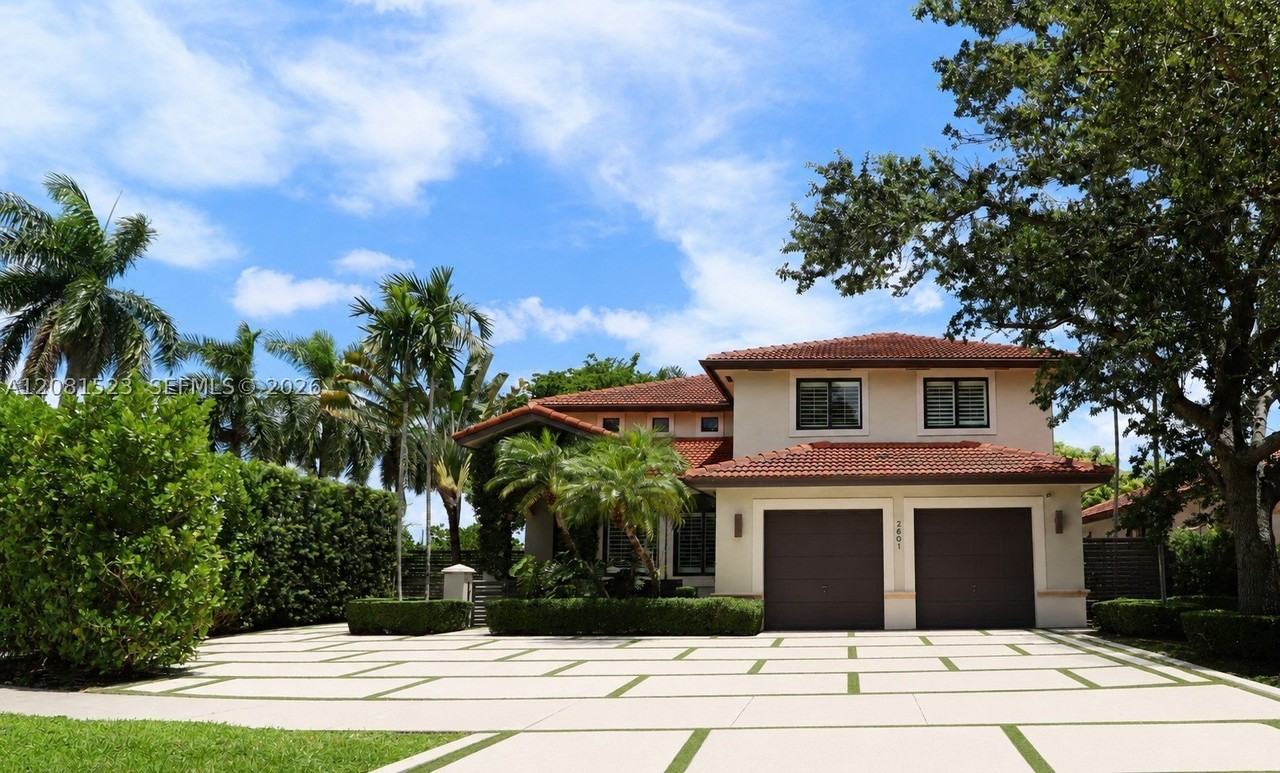 2601 Sw 143rd Ave - Photo 3 of 46