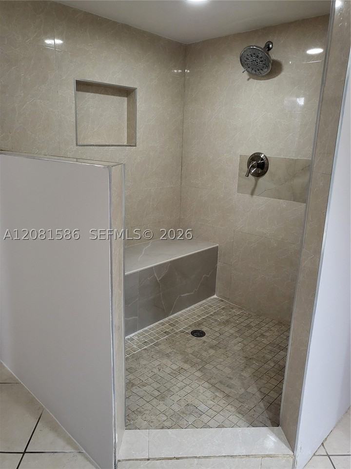 6924 Sw 114th Pl #E56 - Photo 7 of 17