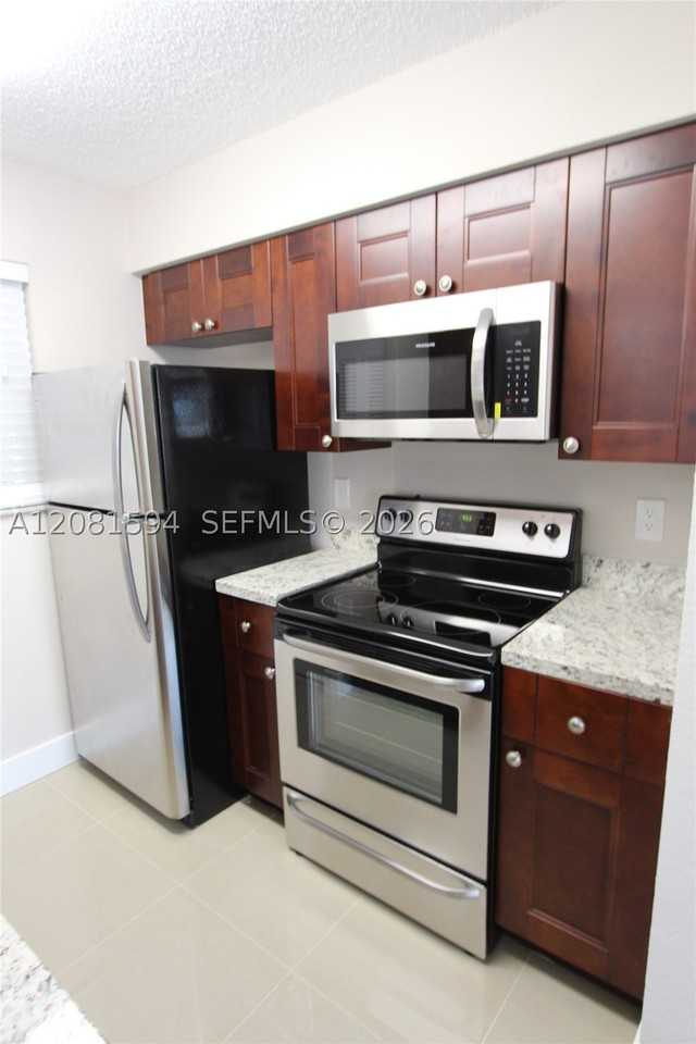 2880 N Oakland Forest Dr #212 - Photo 7 of 30