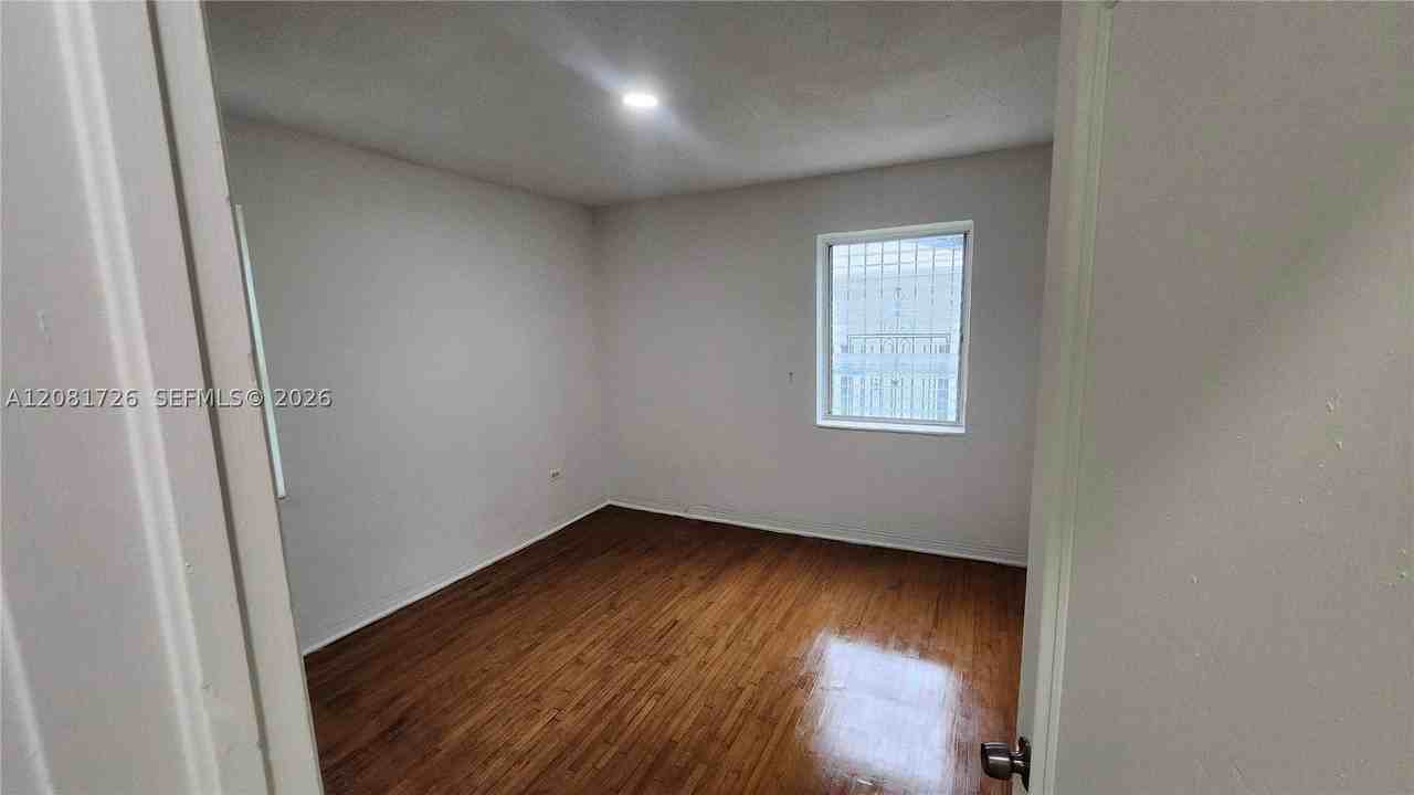 325 Nw 133rd St #1 - Photo 7 of 9