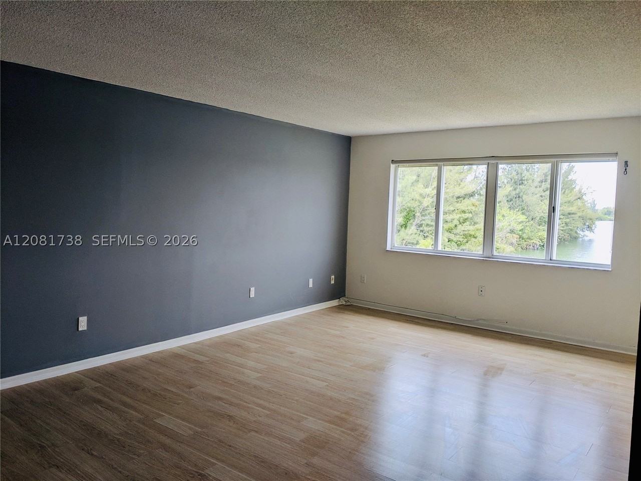 14820 Naranja Lakes Blvd #D3F - Photo 2 of 13
