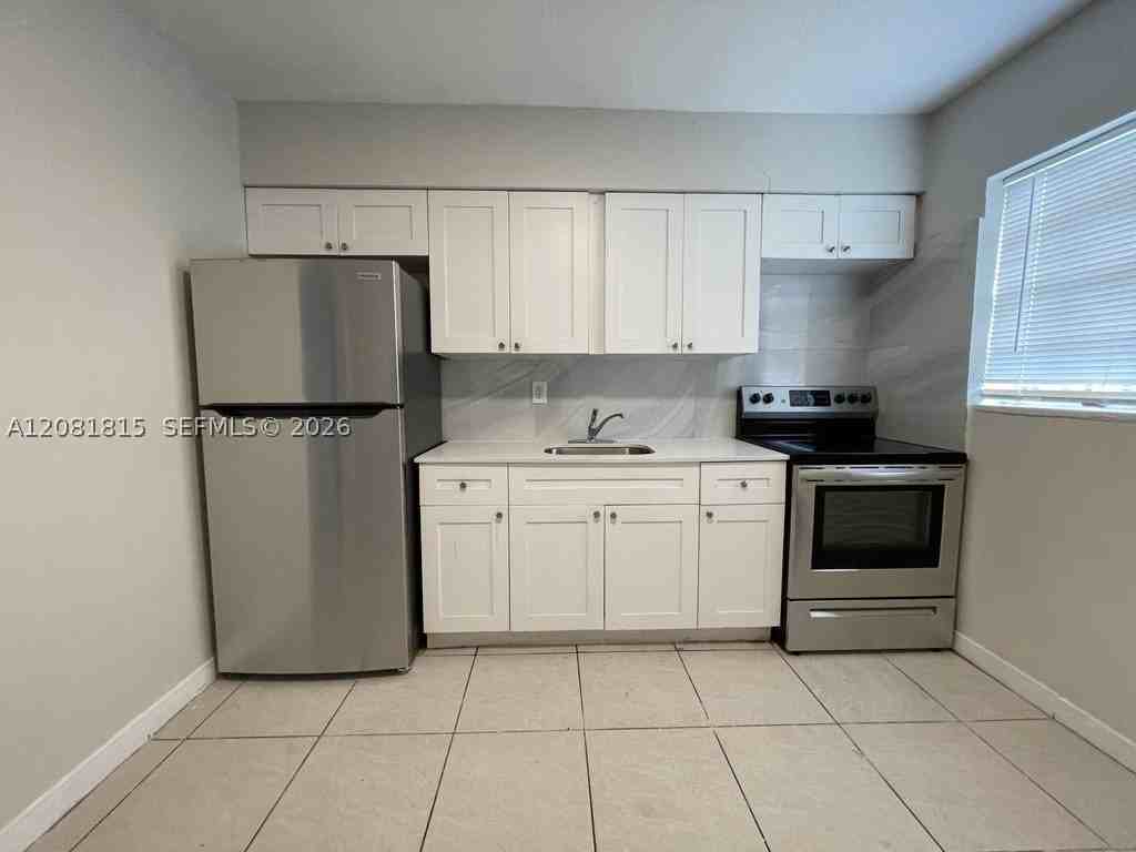 821 Nw 7th Ave #2 - Photo 5 of 5