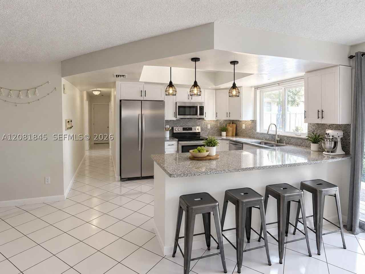 10331 Sw 135th Ct - Photo 4 of 27