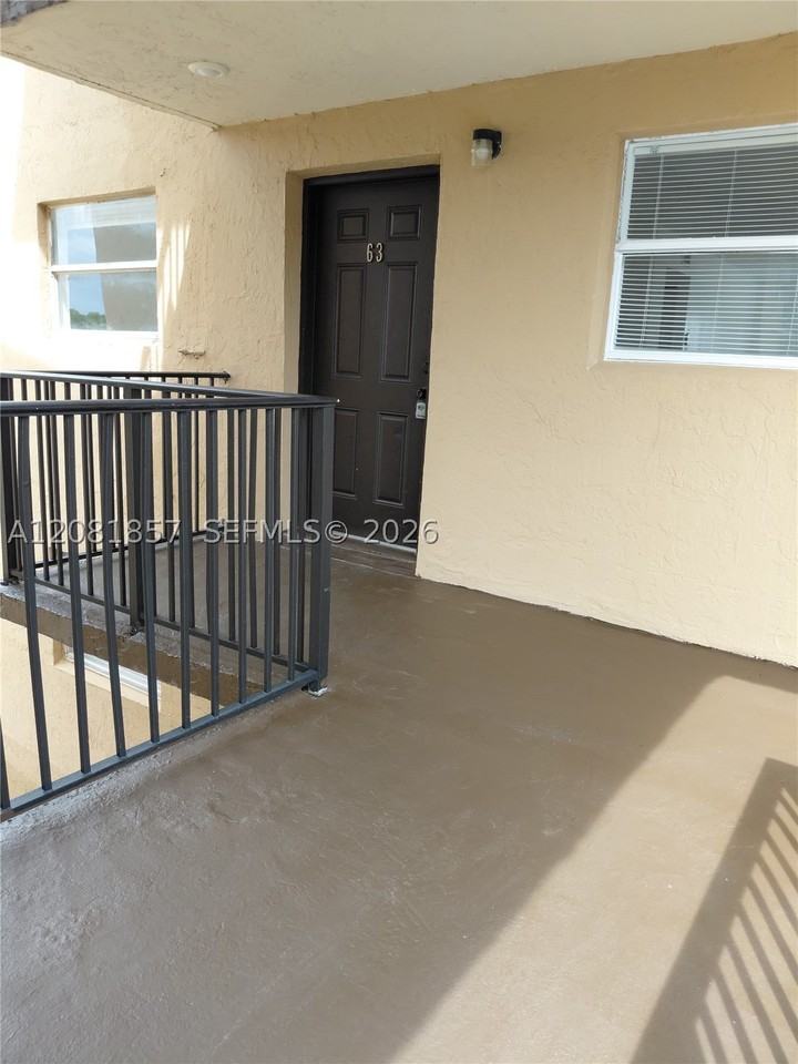 5435 W 24th Ave #63 - Photo 2 of 10