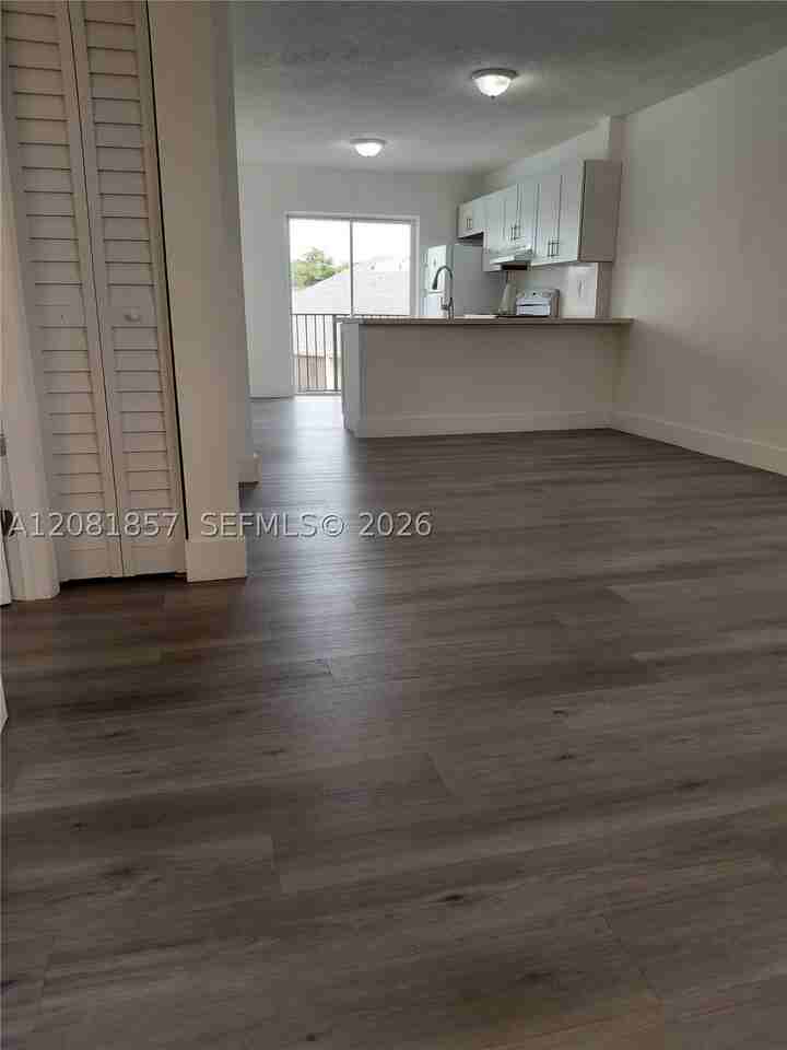 5435 W 24th Ave #63 - Photo 4 of 10
