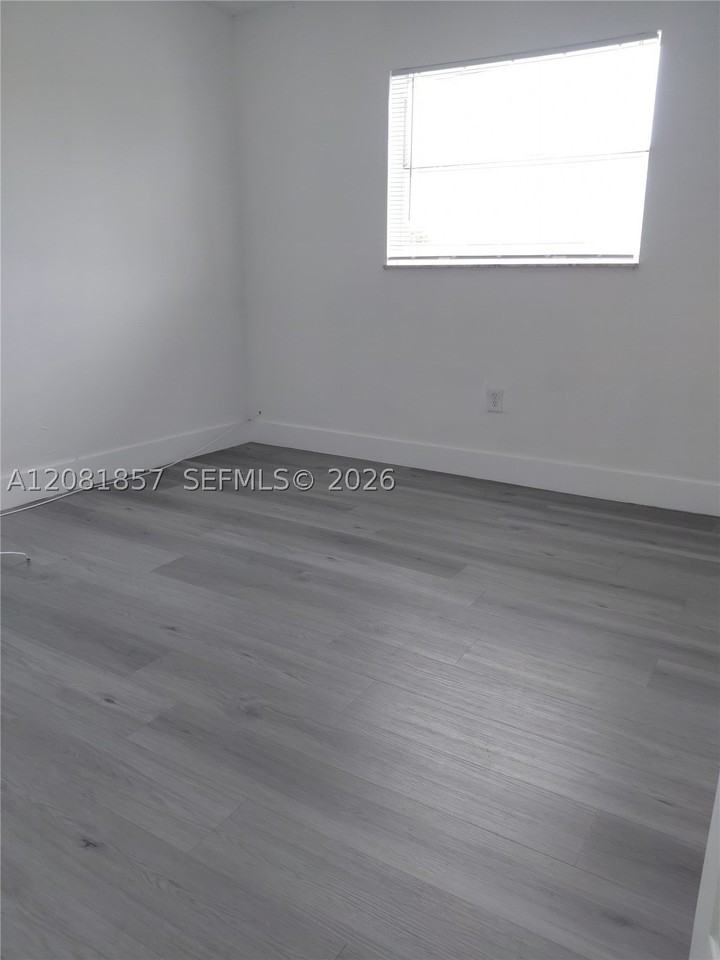 5435 W 24th Ave #63 - Photo 7 of 10