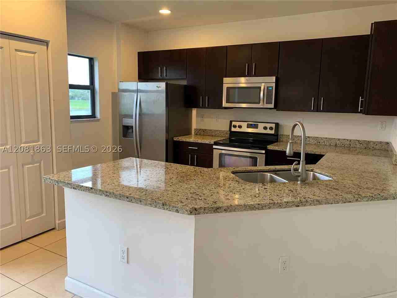 429 Ne 194th Ter #429 - Photo 3 of 14