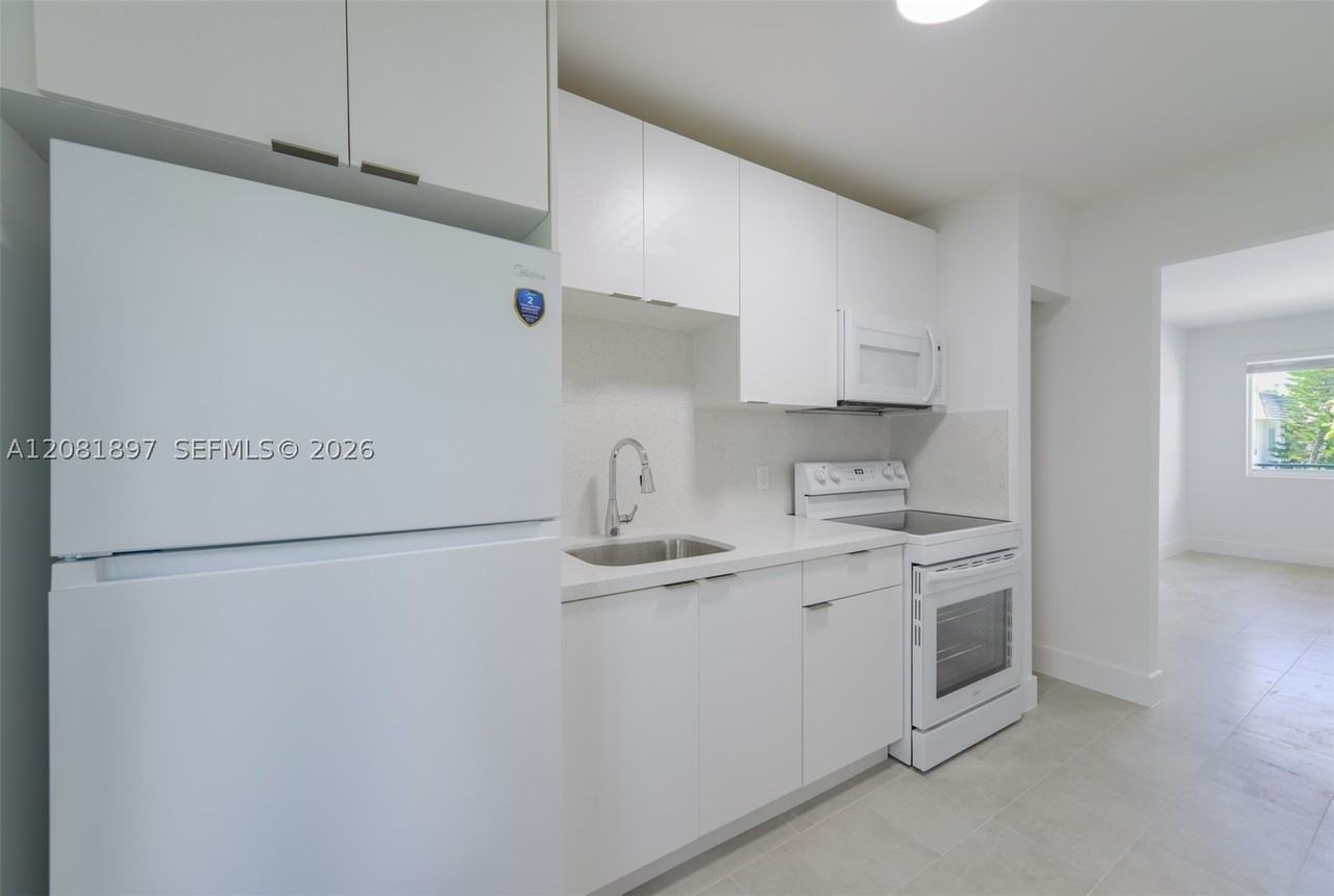 505 Sw 7th Ct #6 - Photo 7 of 20