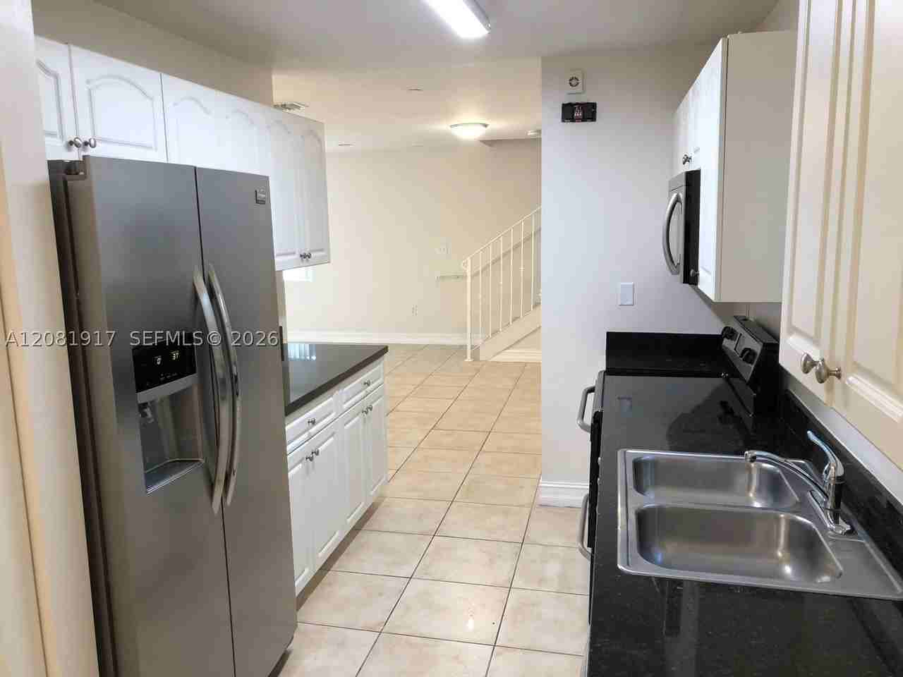 228 Nw 14th Ave #0 - Photo 6 of 30