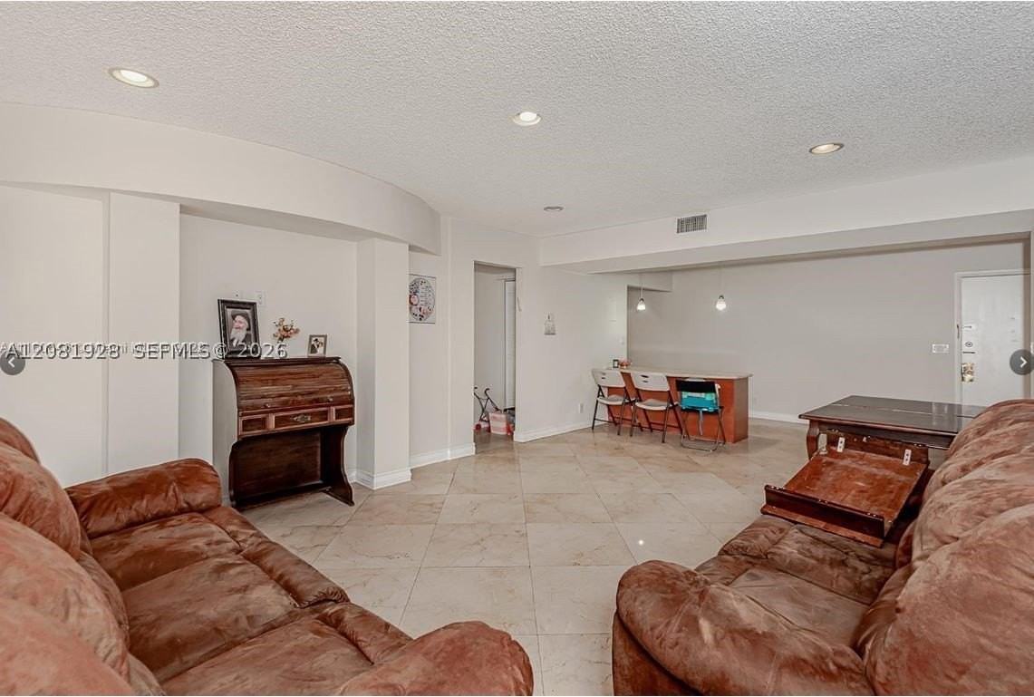 4000 N Hills Dr #29 - Photo 5 of 27