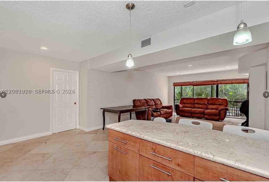 4000 N Hills Dr #29 - Photo 6 of 27